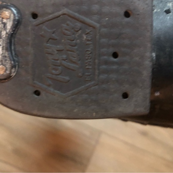 TONY LAMA MEN'S BLACK BELLY ANTIQUE SIGNATURE SERIES™ CAIMAN WESTERN BOOTS - Picture 8 of 12